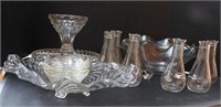 SELECTION OF VINTAGE GLASSWARE