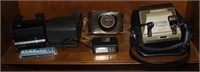 SELECTION OF VINTAGE CAMERAS