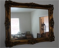 ORNATE GILT FRAME MIRROR