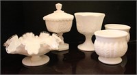 SELECTION OF WHITE GLASS PIECES