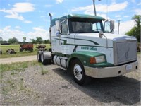 1992 White GMC N-14 Cummins