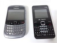 2 téléphones cellulaires: Blackberry Curve + Dr