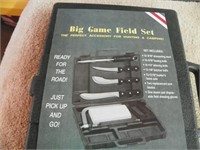 Unused big game Field knife set