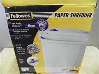 Hardly used Fellows paper shredder