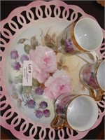 Painted Plate with 3 cups - Pink colored