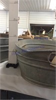 Oval galvanized wash tub