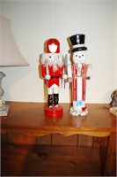 SNOWMAN AND FIREMAN NUT CRACKERS