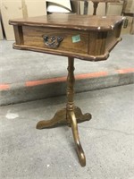 Pedestal Side Table With Drawer