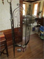 CANDLE HOLDER / ROOM DIVIDER ROD IRON