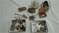 Miscellaneous jewelry, belt buckles, buttons and