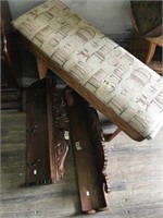 Lot with: cloth padded & wooden hallway bench 3'x1