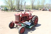 IH Cub Gas Wide Front Tractor