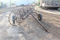 Farmhand 5-Wheel Hay Rake