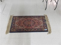 Karasian 26" x 48" Heriz prayer rug