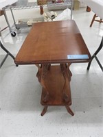 Unique end table w/ carve crane supports-ex. cond.