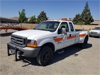 2000 Ford F-350 Extra Cab Dually Pick Up Truck