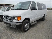 2005 Ford E- 350 Van