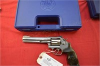 Smith & Wesson 617-1 .22LR