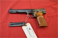 Smith & Wesson 41 .22LR