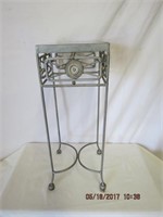 Glass top metal plant stand 19.5"H