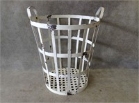 Vintage-style Metal Clothes Basket
