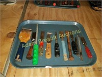 Tray of assorted chisels