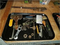 Tray of assorted hand tools