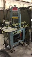 Roll-in EF1459 vertical band saw