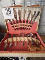 40PC FLATWARE BY NATIONAL SILVER PLATE IN WOODEN