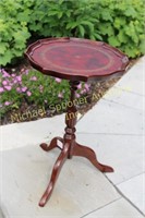 SCALLOP TOP LEATHER INSET WINE TABLE