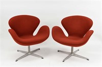 PAIR OF FRITZ HANSEN KNOLL RED SWAN CHAIRS