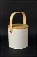 MID-CENTURY ICE BUCKET