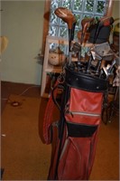 Golf Clubs w/Bag-Spalding, J.C. Higgins woods,