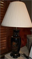 ASIAN STYLE CERAMIC TABLE LAMP