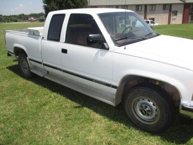 1990 Chevrolet K2500, 4x4 pickup