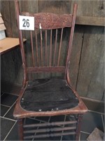 ANTIQUE CHAIR WITH LEATHER SEAT