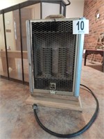OLD KING HEATER WITH HOMEMADE FRAME 28"