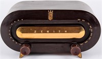 Zenith H-511 Consol-Tone Bakelite Case Radio
