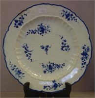 Late C18th Caughley Chantilly Sprigs plate