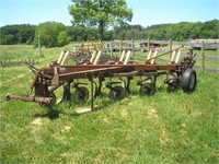 IH 700 5-16" SAR Semi Mtd Plow