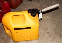 5-gallon Plastic Diesel Gas Can