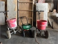 3 Salt spreaders