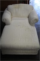 White Upholstered Chaize Lounge