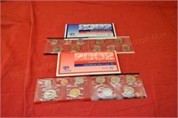 (2) United States Mint Sets - 2002 p&d