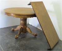 Round Lion Foot Pedestal Dining Table w/ Leaf