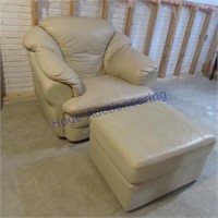 White leather oversized chair w/ottoman