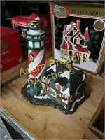 Dickens classic series porcelain lighthouse
