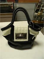 CHANEL DESIGNER HANDBAG-BLACK AND WHITE