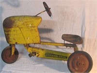 YELLOW PEDDLE TRACTOR (MISSING PARTS)