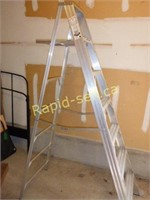 Caradon Lite 7' Step Ladder